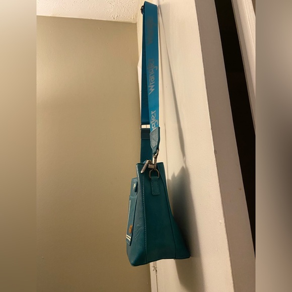 Wrangler Crossbody Purse - Picture 4 of 4